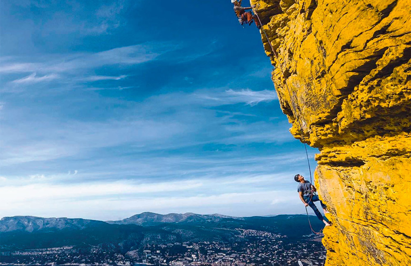 Marseille’s Outdoor Adventures and Hiking: Explore the Natural Scenery Around the City